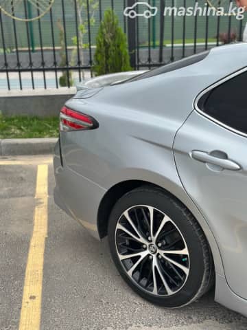 Toyota Camry VIII (XV70) 2.5 AT