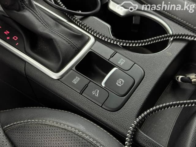 Kia Sportage IV Рестайлинг 2.0d AT