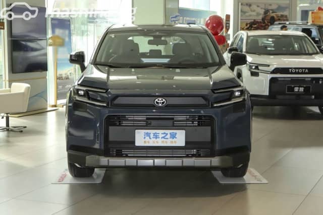 Toyota RAV4 V (XA50) 2.0 CVT 4WD