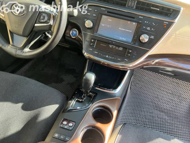 Toyota Avalon IV 2.5hyb CVT