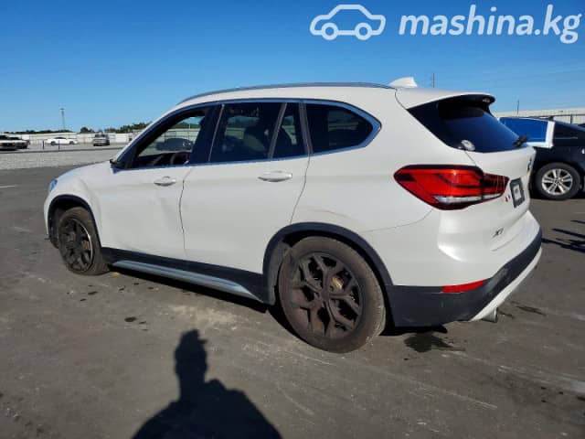 BMW X1 II (F48) Рестайлинг 28i xDrive 2.0 AT 4WD