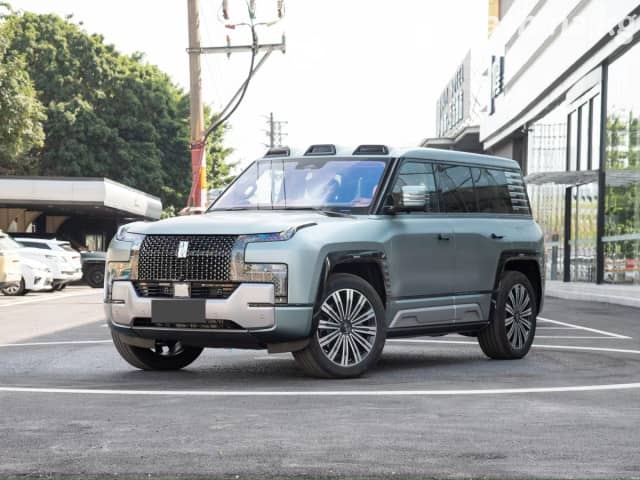 BYD Yangwang U8 2.0hyb AT 4WD