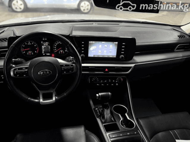 Kia K5 III LPi 2.0 AT
