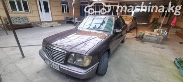 Mercedes-Benz W124 200 2.0 AT