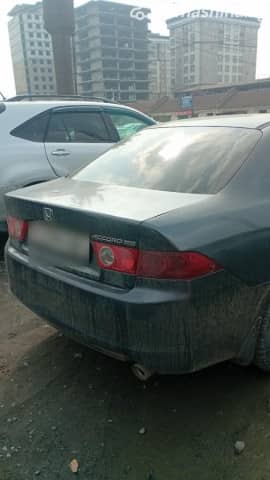 Honda Accord VII 2.0 AT