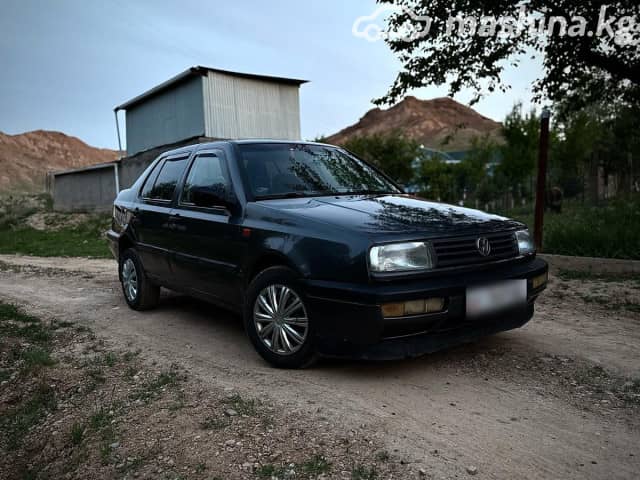 Volkswagen Vento 1.8 MT