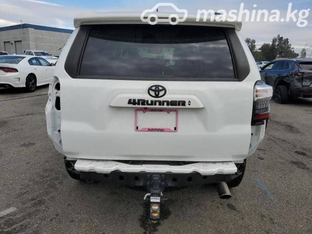 Toyota 4Runner V Рестайлинг 4.0 AT 4WD