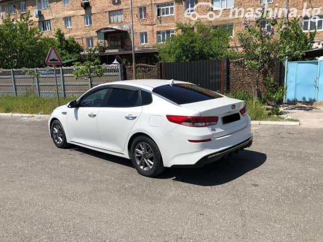 Kia K5 II 2.0 AT