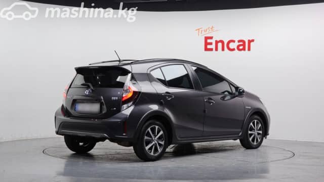 Toyota Prius c I Рестайлинг 1.5hyb AT
