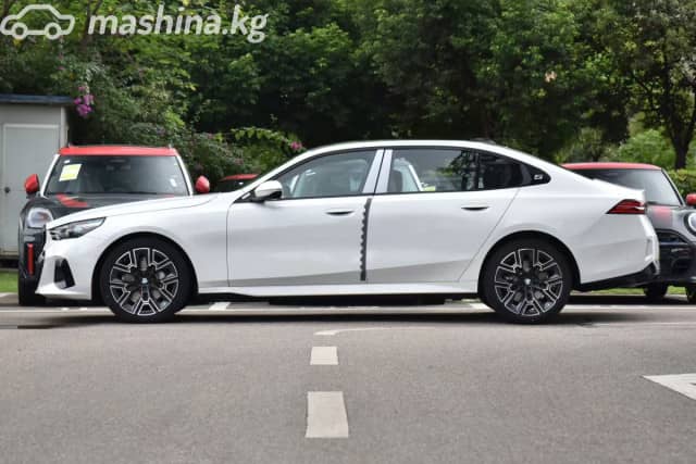 BMW 5 серии VIII (G60/G61/G68) 530e 2.0hyb AT
