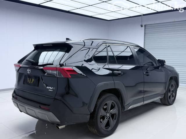Toyota RAV4 V (XA50) 2.0 MT