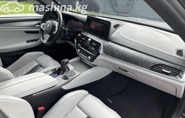BMW M5 VI (F90) Рестайлинг 4.4 AT 4WD