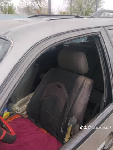 Volkswagen Passat B3 1.8 MT