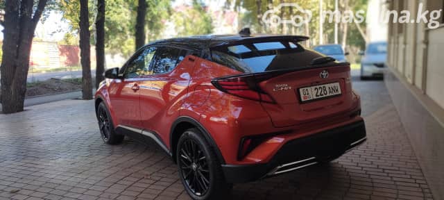Toyota C-HR I Рестайлинг 2.0hyb CVT