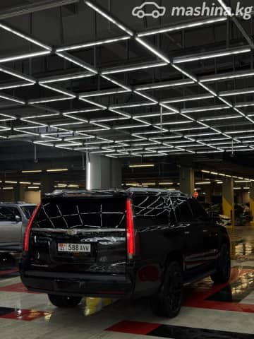 Cadillac Escalade IV 6.2 AT 4WD