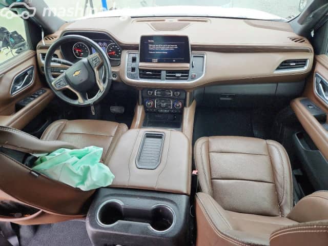 Chevrolet Tahoe V 6.2 AT