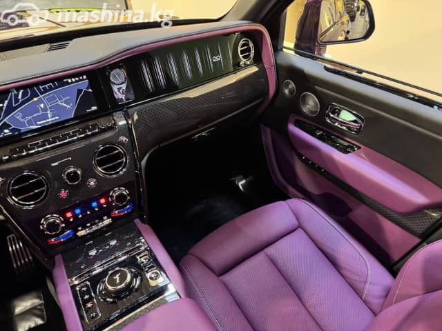 Rolls-Royce Cullinan I 6.7 AT AWD