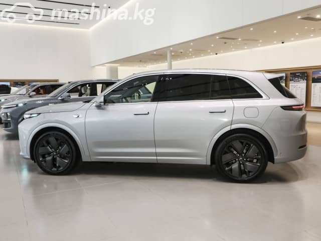 LiXiang L7 Рестайлинг 1.5hyb AT 4WD