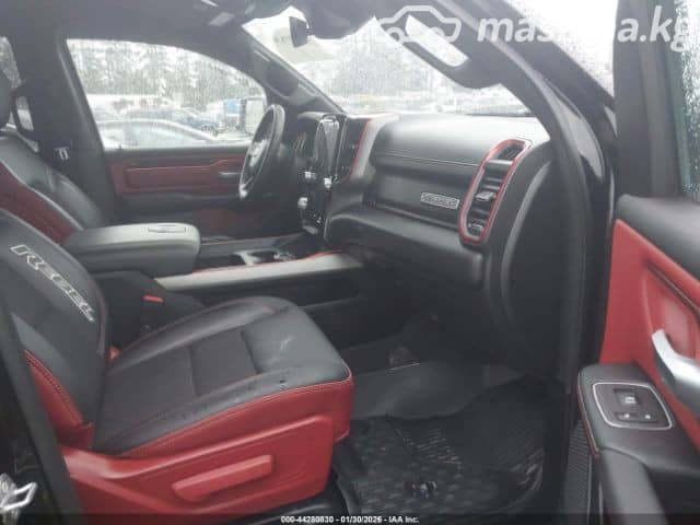 RAM 1500 V Quad Cab 5.7 AT 4WD
