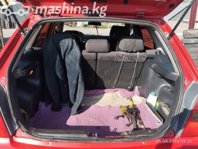 Mazda 323 VI (BJ) 1.8 MT