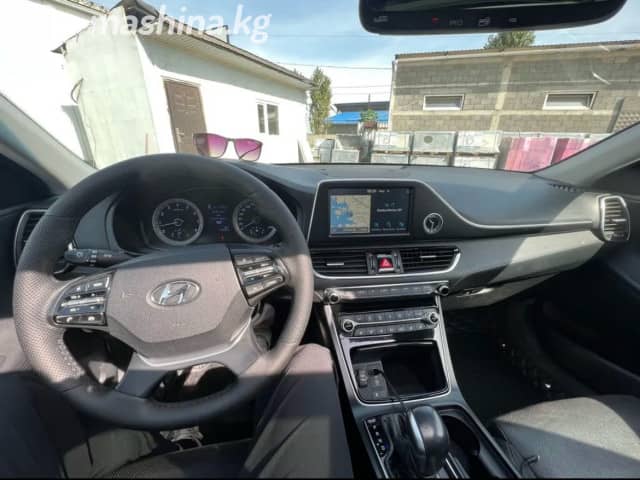 Hyundai Grandeur VI 3.0 AT