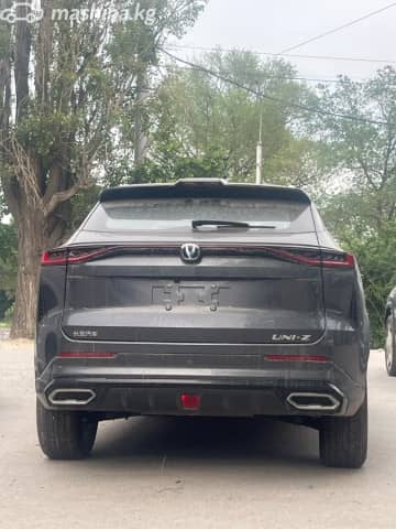 Changan UNI-Z iDD 1.5hyb CVT