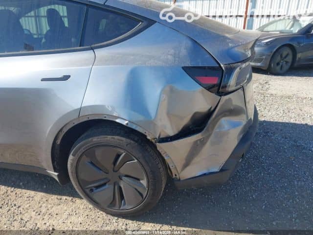 Tesla Model Y I Long Range Electro AT 4WD