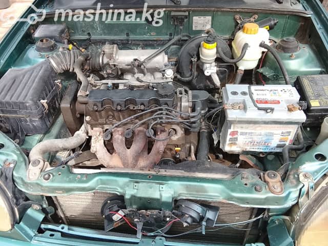 Chevrolet Lanos I 1.5 MT