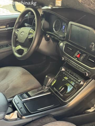 Hyundai Grandeur VI 3.0 AT