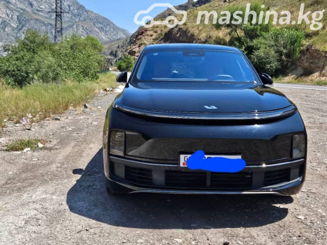 LiXiang L8 Рестайлинг 1.5hyb AT 4WD