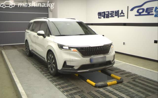 Kia Carnival IV 2.2d AT