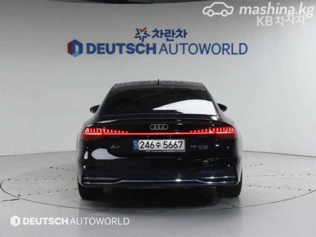 Audi A7 II (4K) 55 TFSI e 2.0hyb AMT 4WD