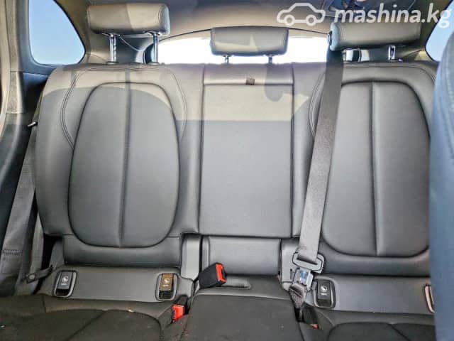 BMW X1 II (F48) Рестайлинг 28i xDrive 2.0 AT 4WD