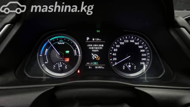 Hyundai Sonata VIII (DN8) 2.0hyb AT