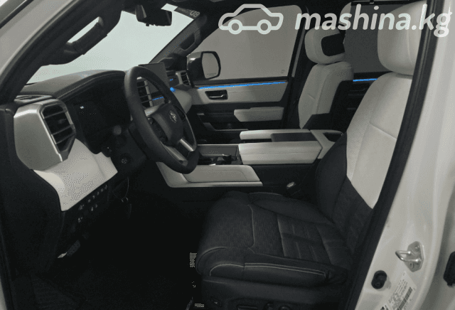 Toyota Sequoia III 3.5hyb AT 4WD