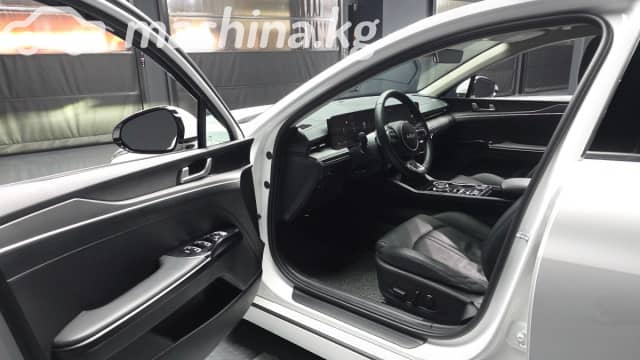 Kia K5 III Рестайлинг LPi 2.0 AT