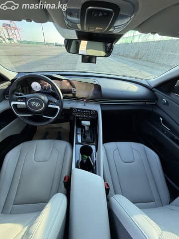 Hyundai Avante VII 1.6 AMT