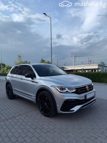 Volkswagen Tiguan II Рестайлинг 2.0 AT 4WD