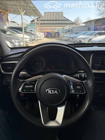 Kia K5 II 2.0 AT