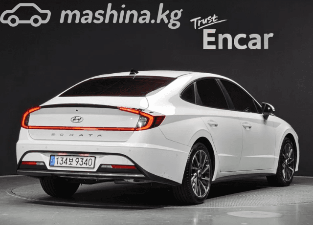 Hyundai Sonata VIII (DN8) 2.0hyb AT