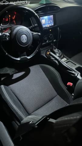 Toyota GT86 I Рестайлинг 2.0 AT