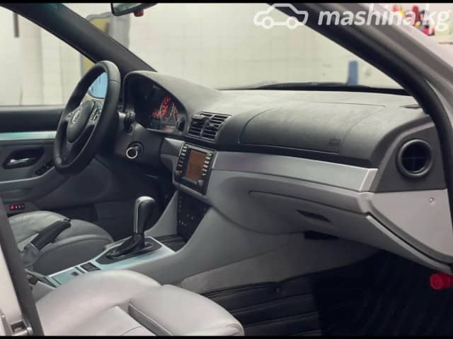 BMW 5 серии IV (E39) Рестайлинг 540i 4.4 AT