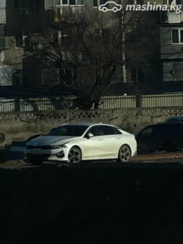 Kia K5 III 1.6 AT