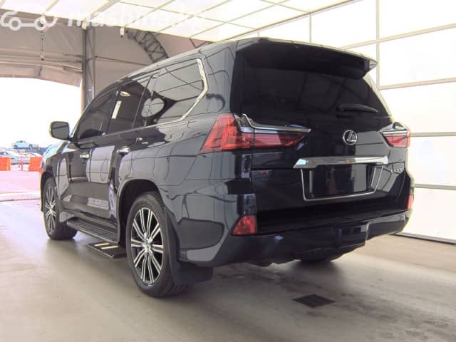 Lexus LX III Рестайлинг 2 570 5.7 AT 4WD