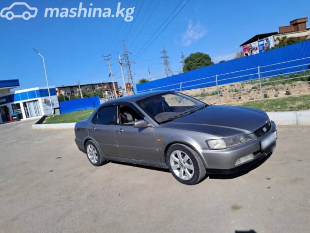 Honda Accord VI 2.0 AT