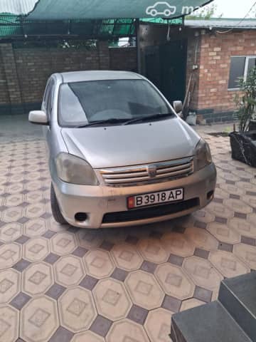 Toyota Raum II 1.5 AT