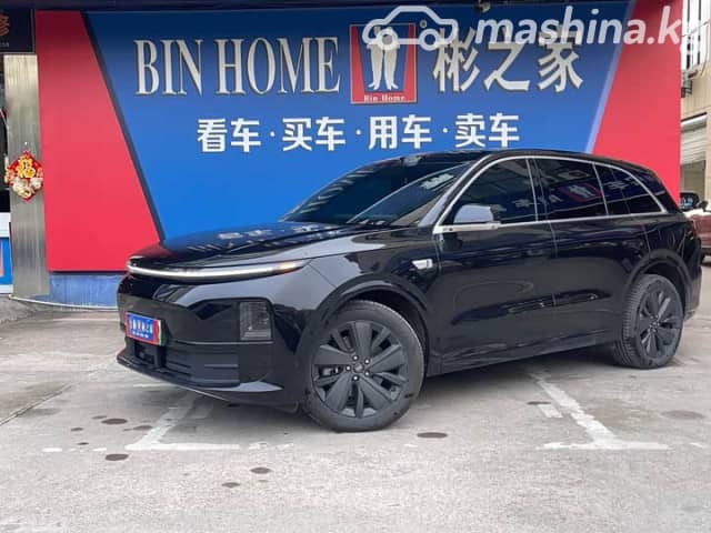 LiXiang L6 1.5hyb AT 4WD