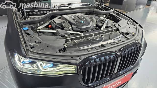 BMW X7 I (G07) 50i 4.4 AT 4WD
