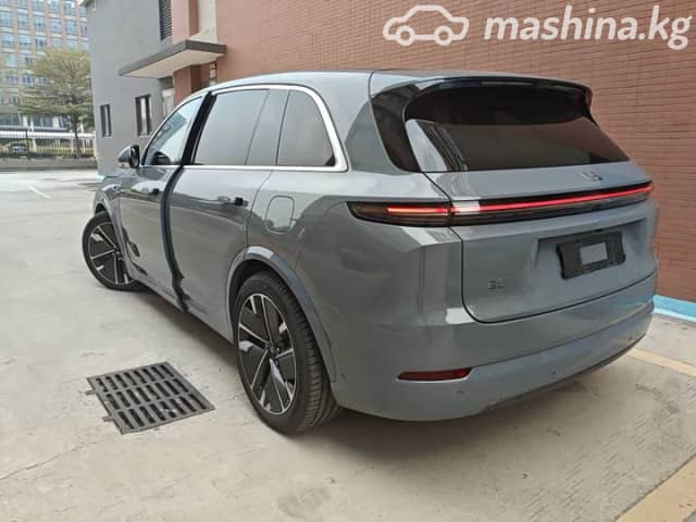 LiXiang L7 Рестайлинг 1.5hyb AT 4WD