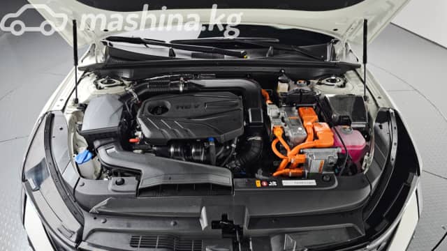 Kia K5 III Рестайлинг 2.0hyb AT